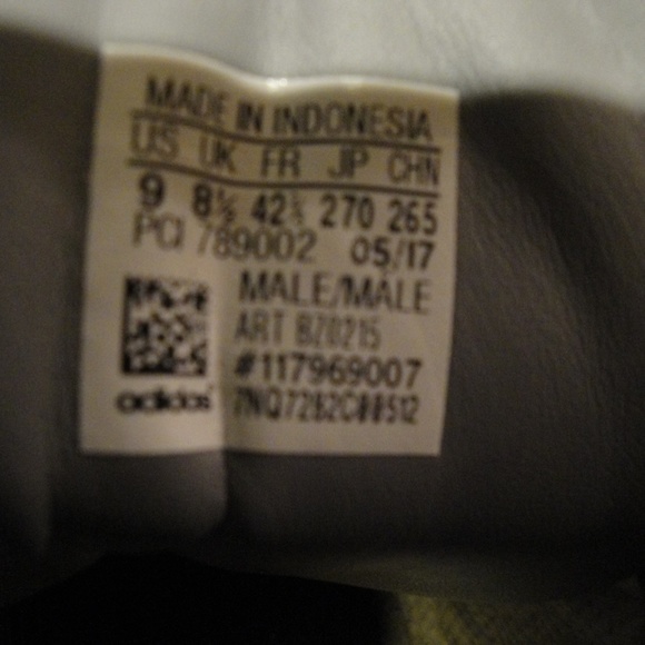 ADIDAS GRAY SUEDE AND LEATHER HIGH TOP SNEAKER, MENS SHOE SIZE 9 / 42.5 - Picture 9 of 10